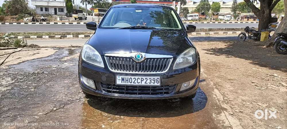 Skoda Rapid 2012 Petrol Well Maintained Black Beauty