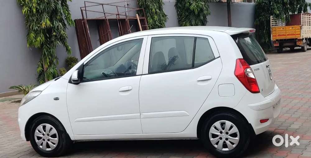 Hyundai I10 2011 Petrol 50000 Km Driven