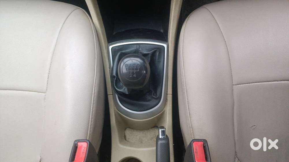 Hyundai Verna Fluidic 1.6 Vtvt Sx, 2014, Petrol