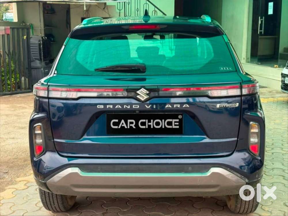 Maruti Suzuki Grand Vitara 1.5 Alpha Plus Intelligent Hybrid Ecvt, 2..