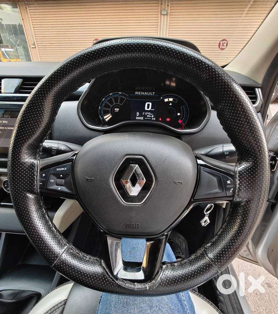 Renault Triber Rxt, 2022, Petrol