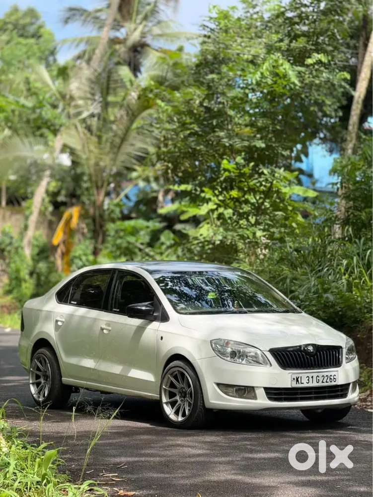 Skoda Rapid 1.6 2014