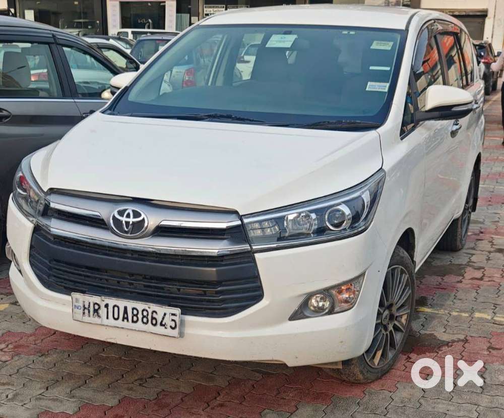 Toyota Innova Crysta 2.4 V, 2017, Diesel