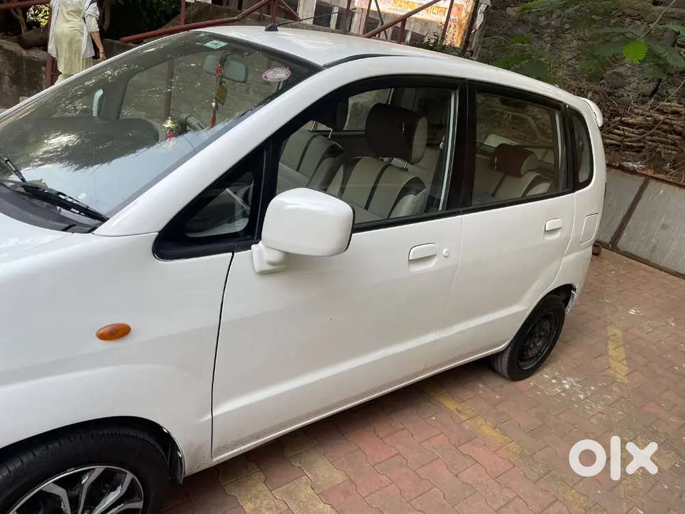 Maruti Suzuki Zen Estilo 2011 Petrol Manual