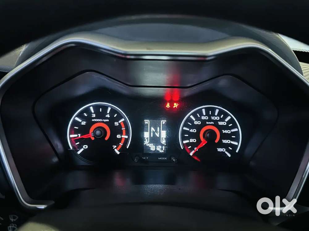 Mahindra Kuv 100 2016 Petrol Manual