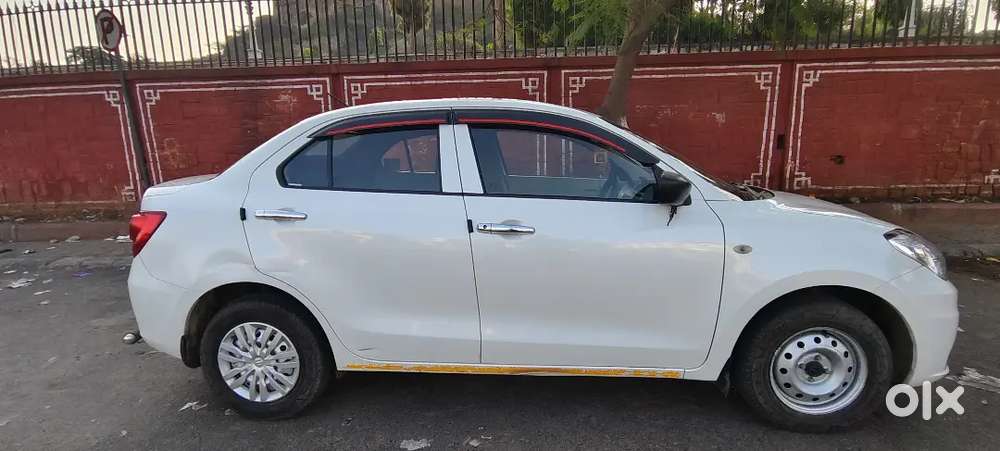 Maruti Suzuki Dzire 2023 Petrol Well Maintained