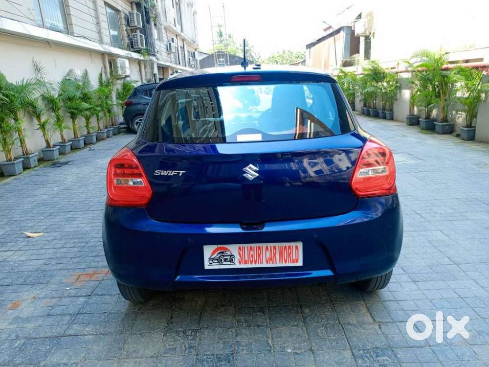 Maruti Suzuki Swift Vxi + Manual, 2022, Petrol