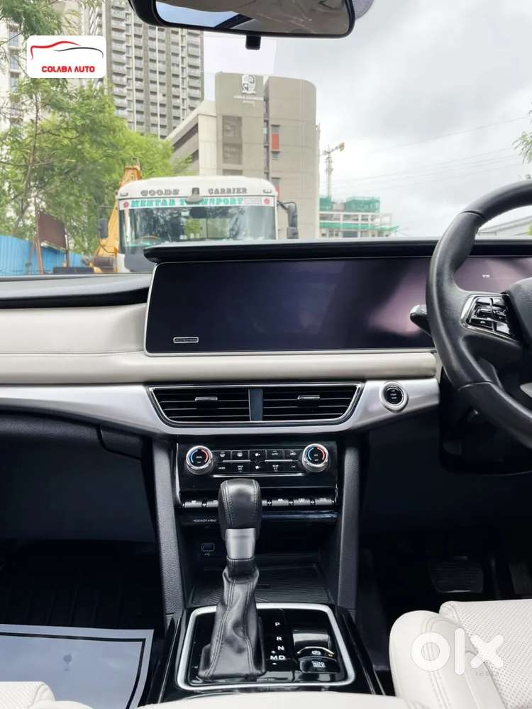 Mahindra Xuv700 2.2 Ax 7 Diesel At Luxury Pack Str, 2024, Diesel