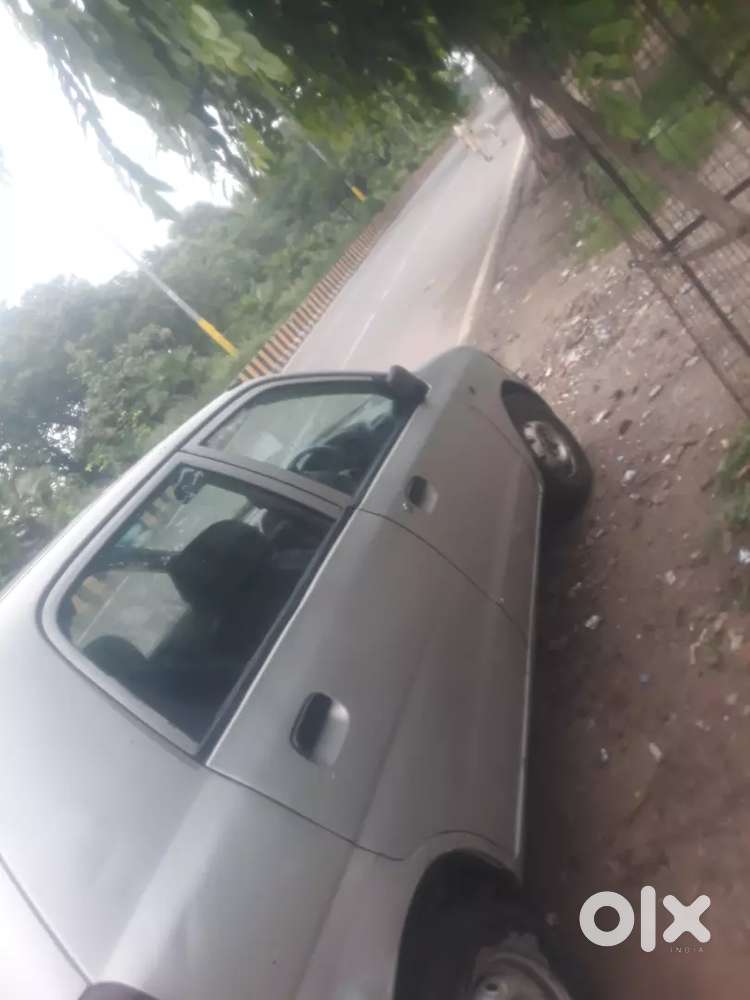 Maruti Suzuki Alto 2006 Lxi