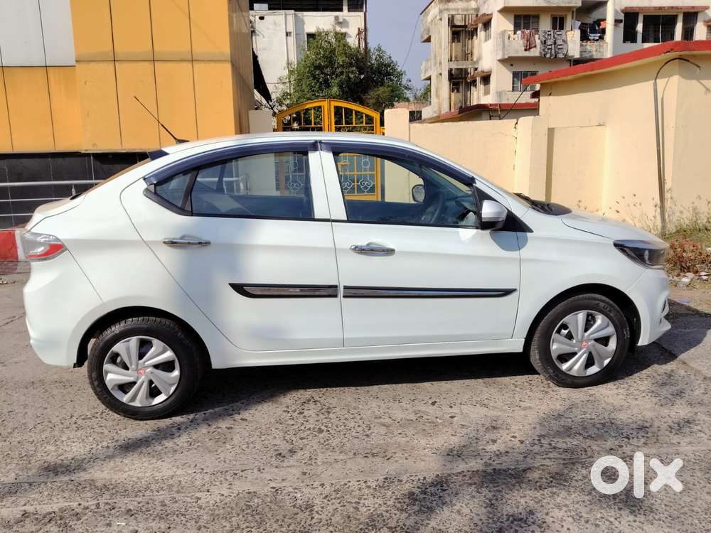 Tata Tiago 1.2 Revotron Xm, 2022, Petrol