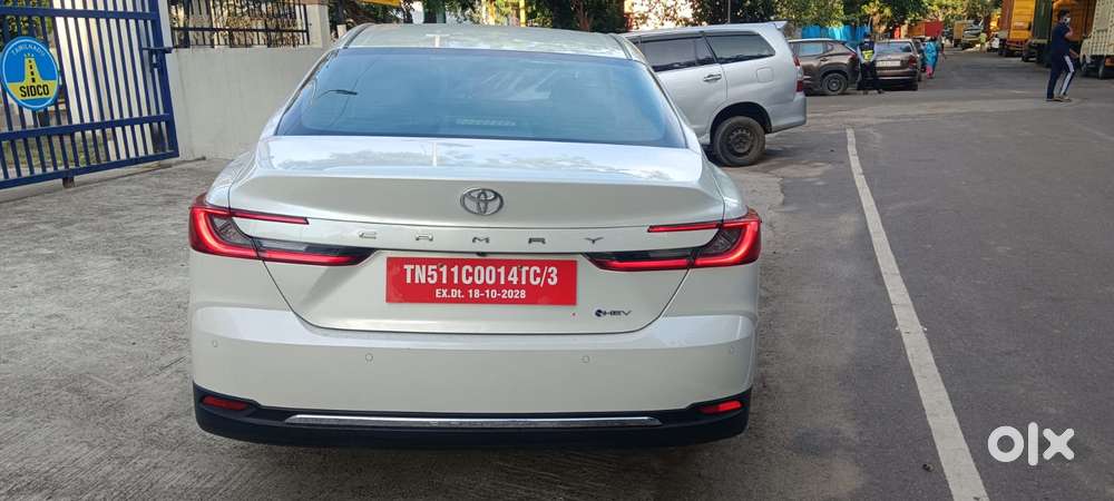 Toyota Camry Hybrid, 2024, Petrol