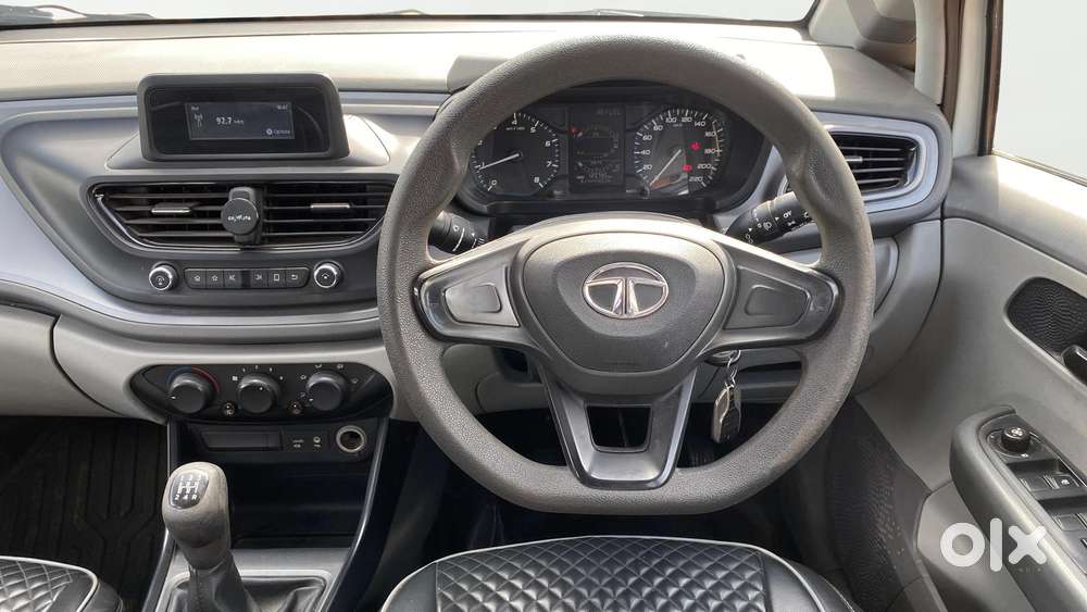 Tata Altroz 1.2 Xm, 2020, Petrol