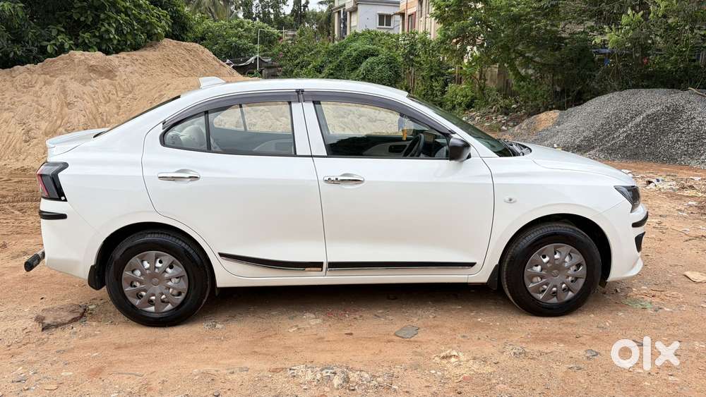 Maruti Suzuki Swift Dzire 1.2 Lxi (o), 2026, Petrol
