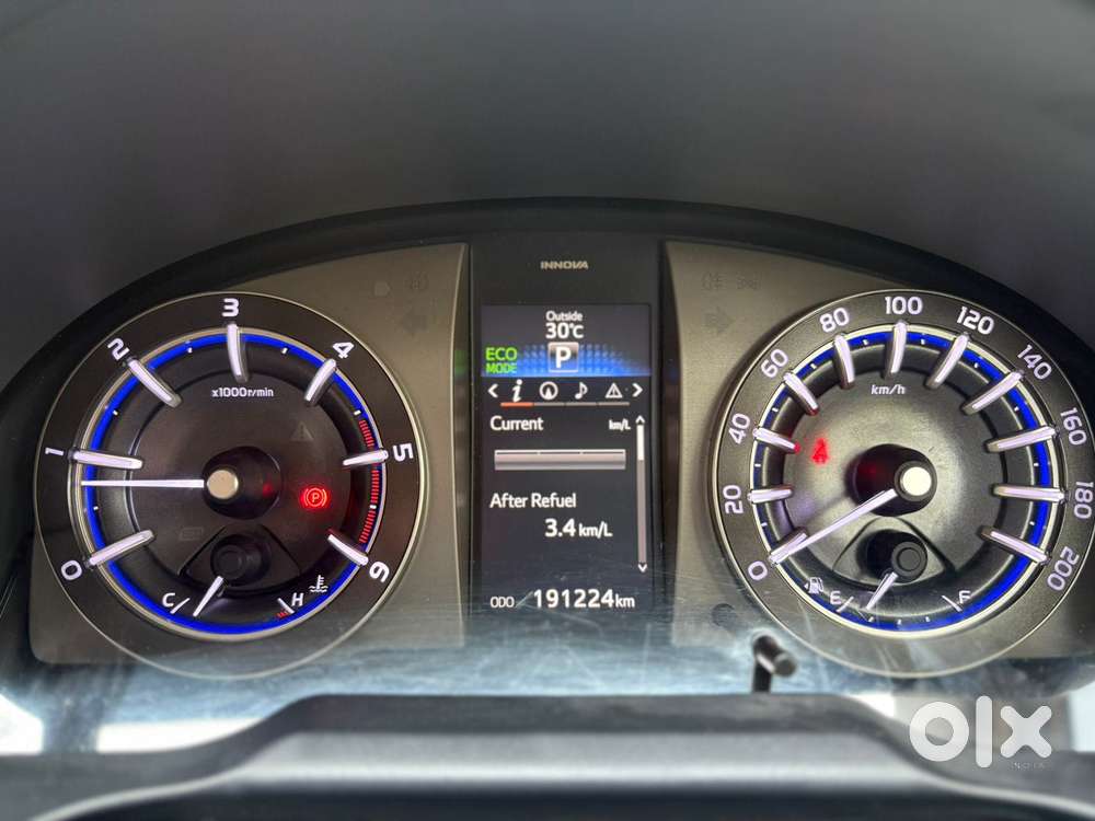 Toyota Innova Crysta 2.8 Zx At 7 Seater, 2018, Diesel
