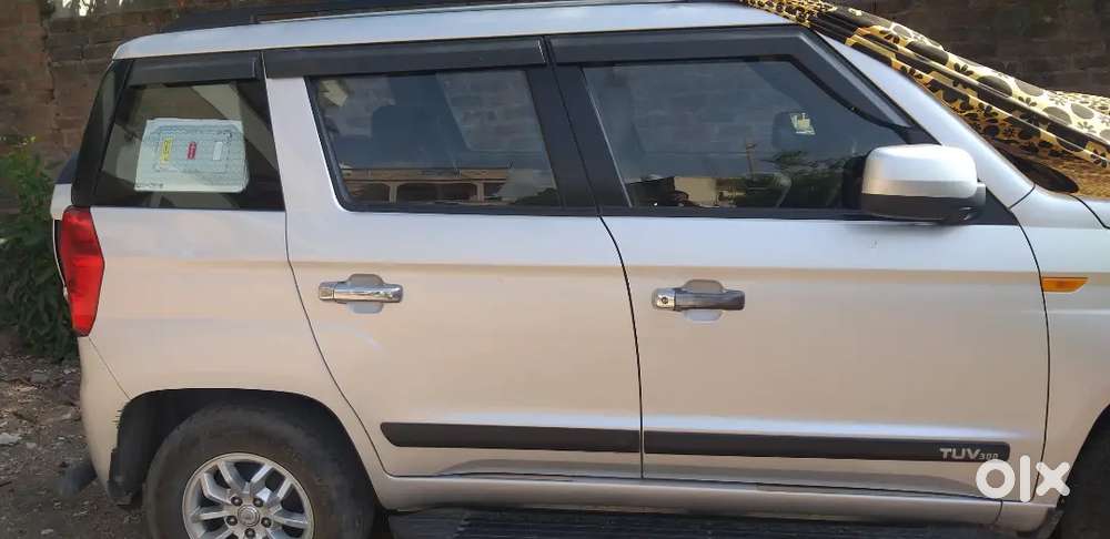 Mahindra Tuv 300 Plus 2017 Diesel 128000 Km Driven