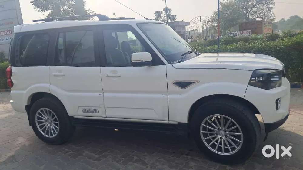 Mahindra Scorpio Classic 2018 Diesel 99000 Km Driven