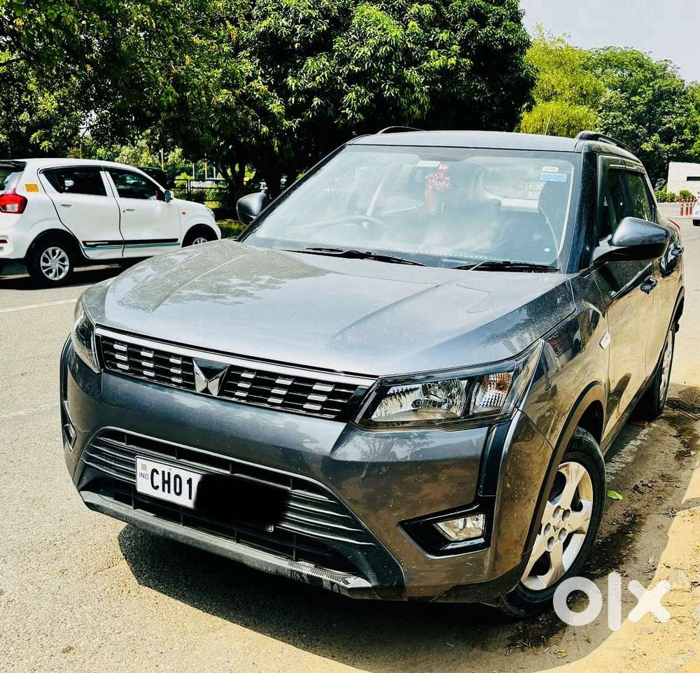 Mahindra Xuv300 W6, 2024, Petrol
