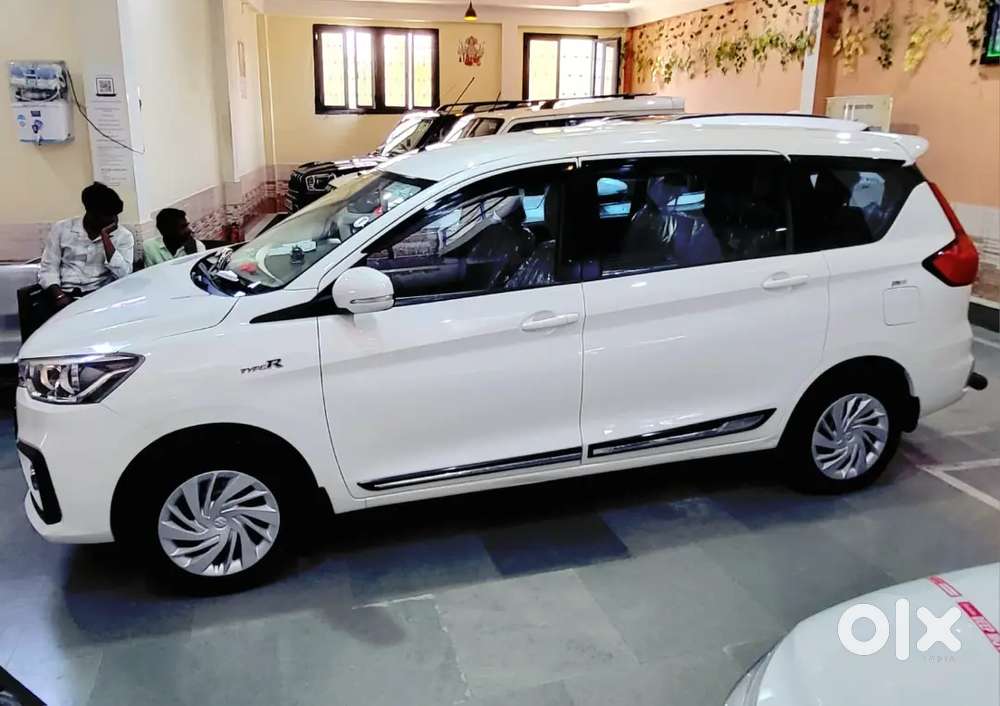 Maruti Suzuki Ertiga 2024 Cng & Hybrids 13000 Km Driven