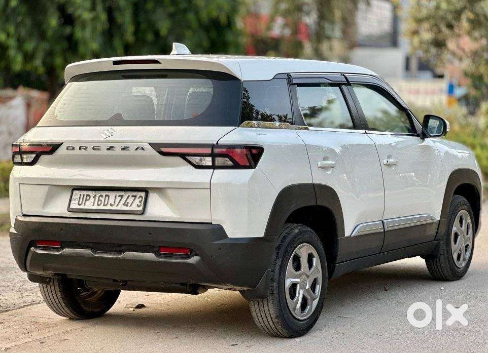 Maruti Suzuki Brezza 1.5 Vxi Smart Hybrid, 2022, Petrol
