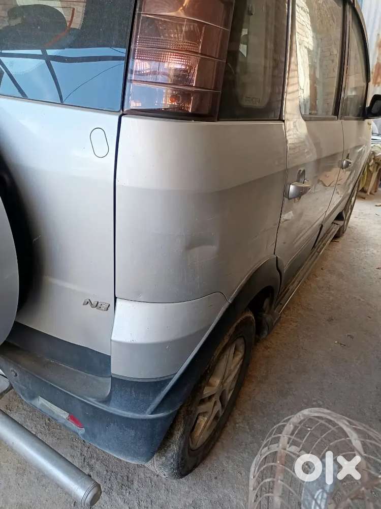 Mahindra Nuvosport 2016 Top Model