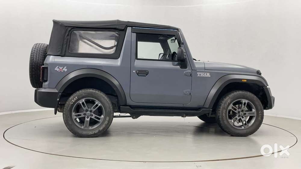 Mahindra Thar Lx 4-str Convertible At, 2021, Petrol