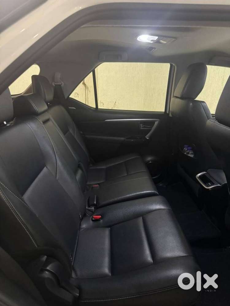 Toyota Fortuner [2021-ongoing] 2.7 2wd Petrol At, 2024, Petrol