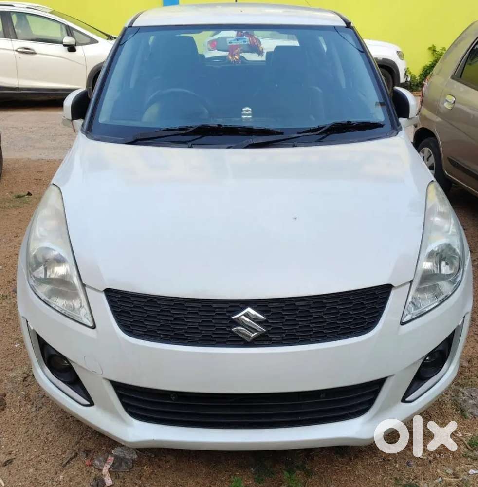 Maruti Suzuki Swift 2017 Petrol 70000 Km Driven