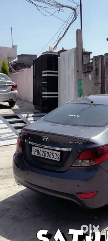 Hyundai Verna 1.6 Crdi Manual 2012