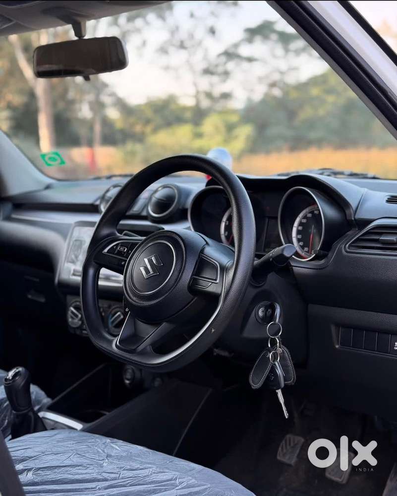 Maruti Swift Vxi 2024