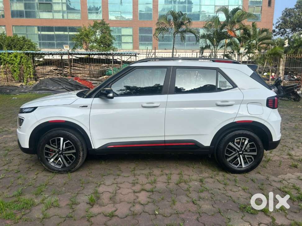 Hyundai Venue N Line 1.0 N8 Turbo Dct Dual Tone, 2023, Petrol