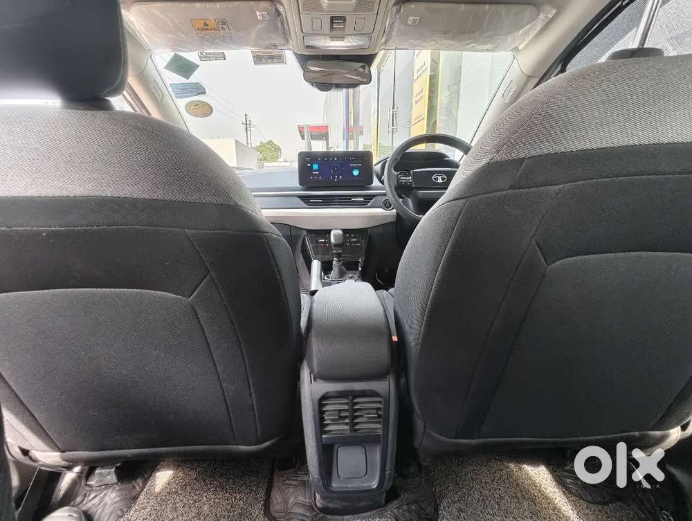 Tata Nexon Cng Creative Plus Ps 2025 Model