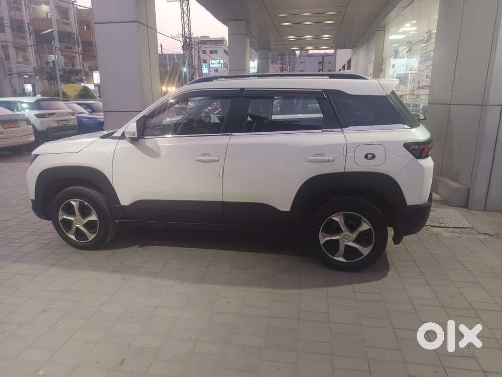 Maruti Suzuki Brezza 2023 Model Lxi 1.5l 5mt Bsvi -ph2