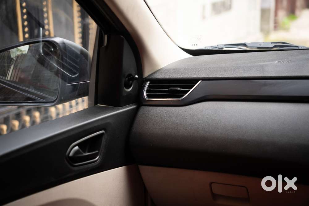 Renault Triber Rxl, 2024, Petrol