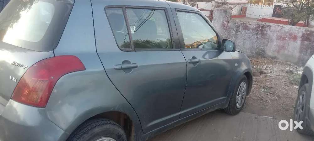 Maruti Suzuki Swift 2007 Petrol 86000 Km Driven