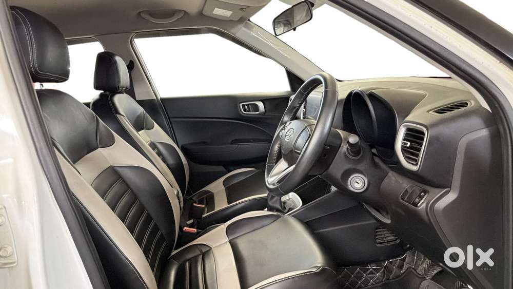 Hyundai Venue 1.2 S Plus, 2022, Petrol