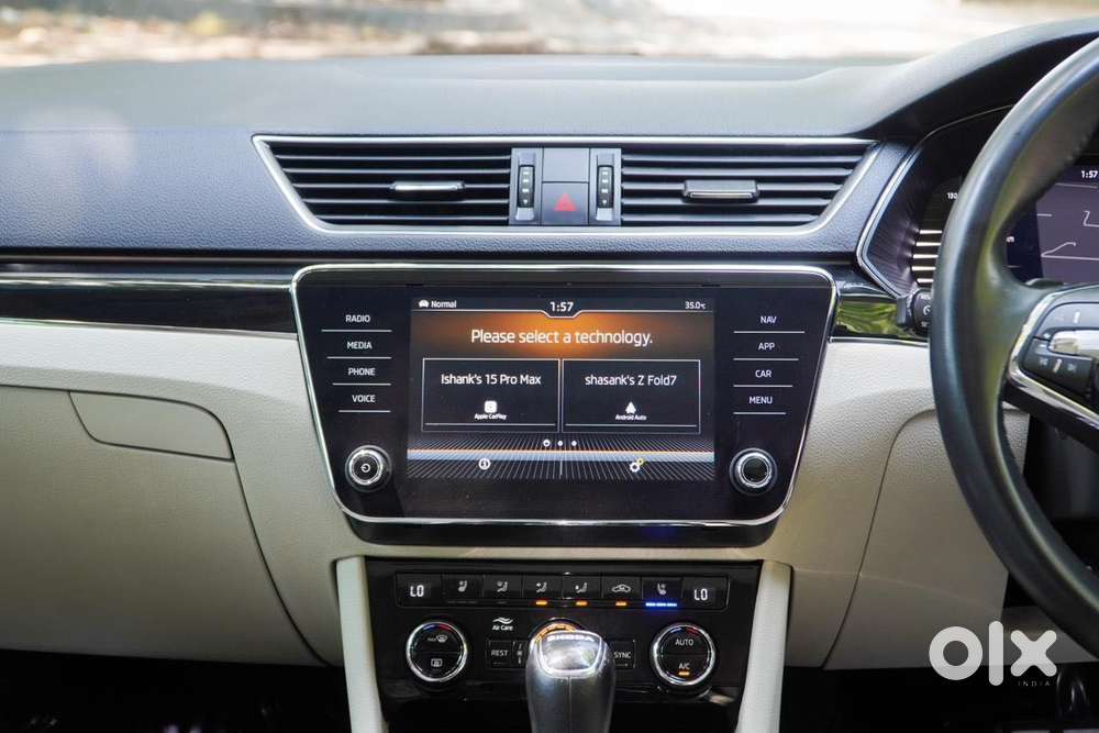 Skoda Superb 2.0 L&k Tsi At, 2023, Petrol