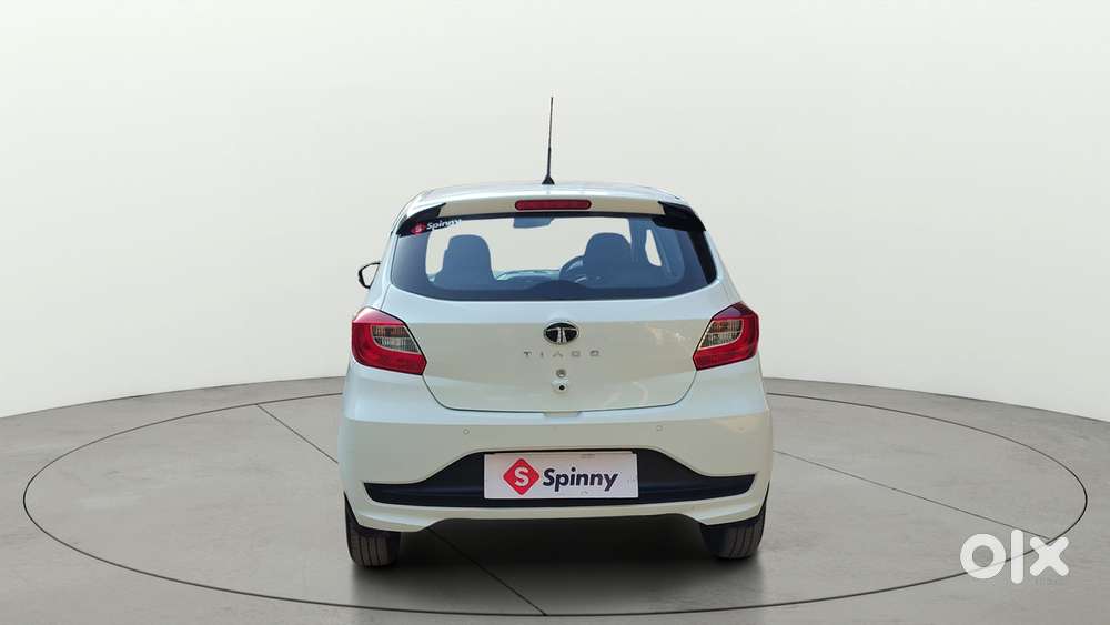Tata Tiago 1.2 Revotron Xt Option, 2025, Petrol