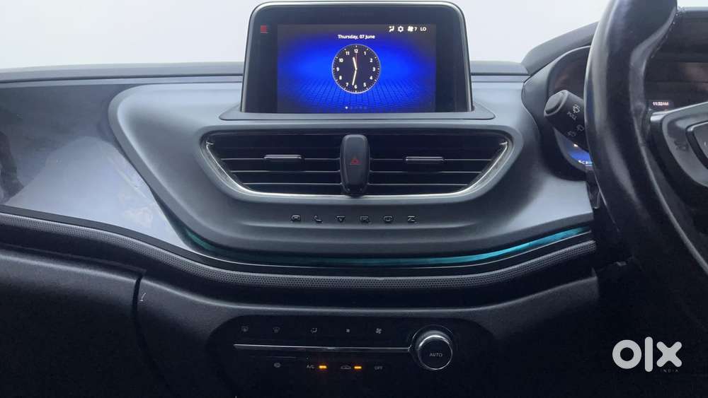 Tata Altroz 1.2 Xz Plus Dark Edition, 2022, Petrol