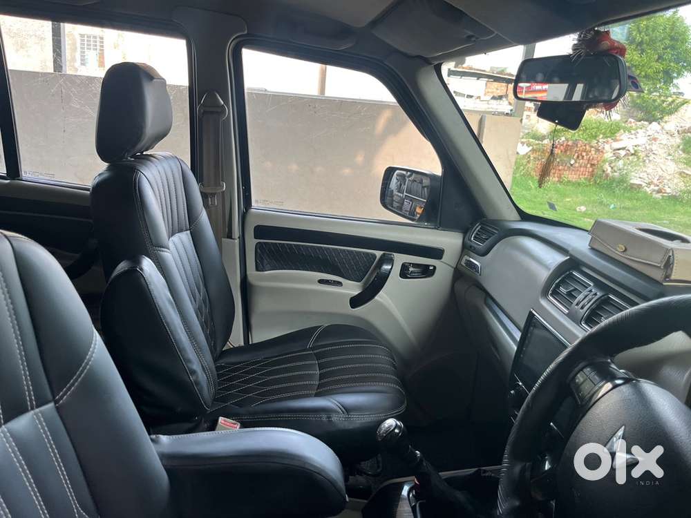 Mahindra Scorpio 2014 Modified Into S11