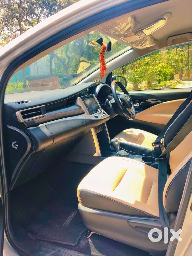 Toyota Innova Crysta 2.8z Automatic, 2019, Diesel