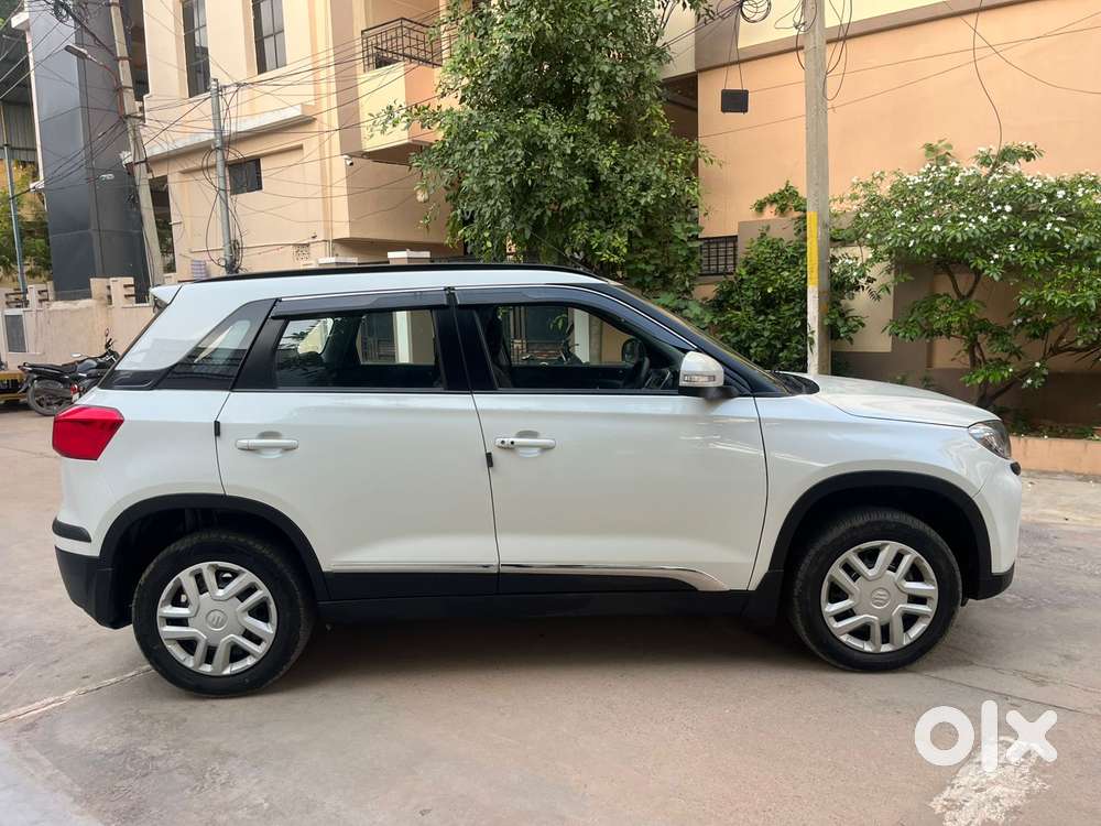Maruti Suzuki Brezza 1.5 Vxi Smart Hybrid, 2020, Petrol