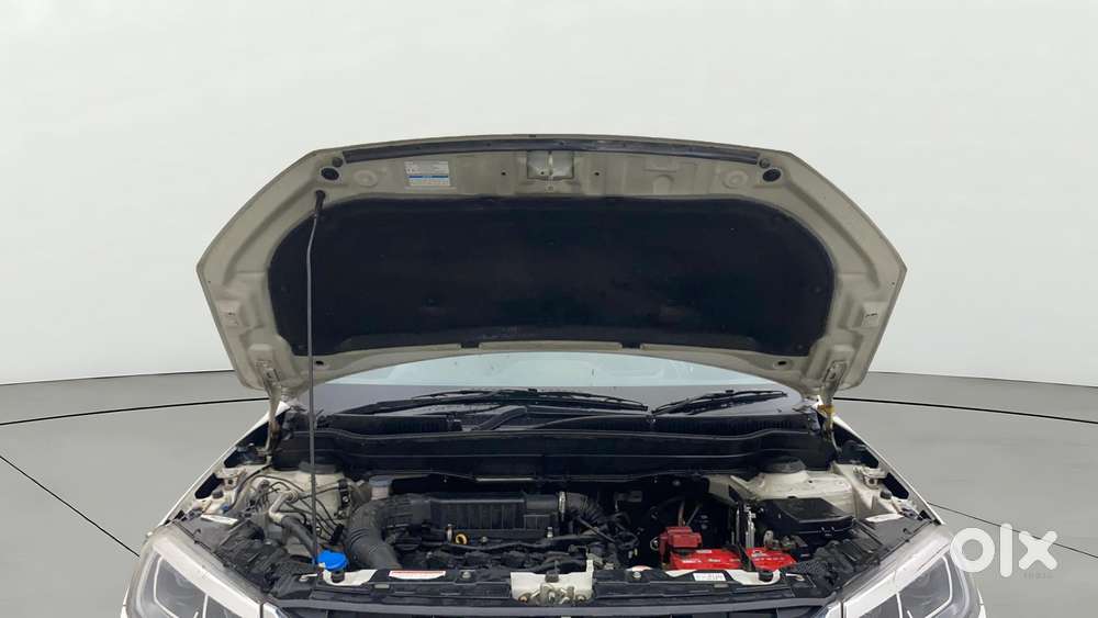 Maruti Suzuki Vitara Brezza 1.5 Vxi At, 2022, Petrol
