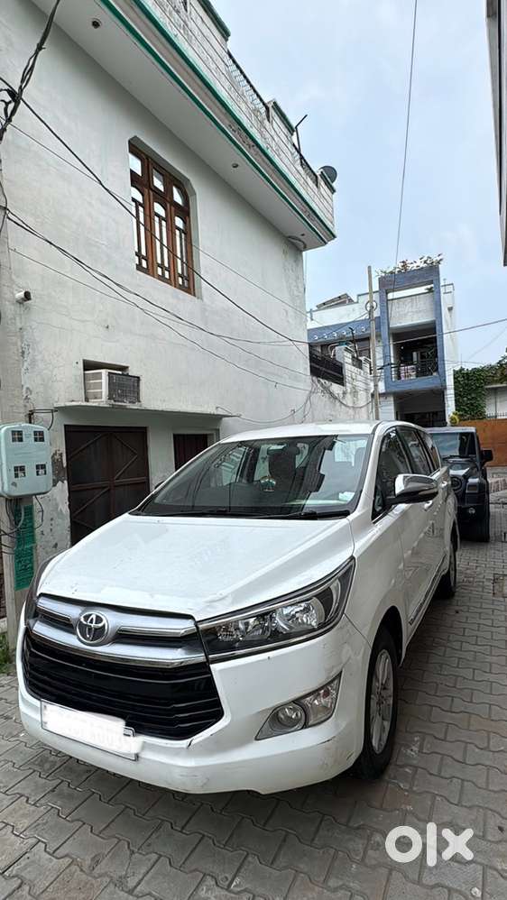 Toyota Innova Crysta 2017 Diesel Manual