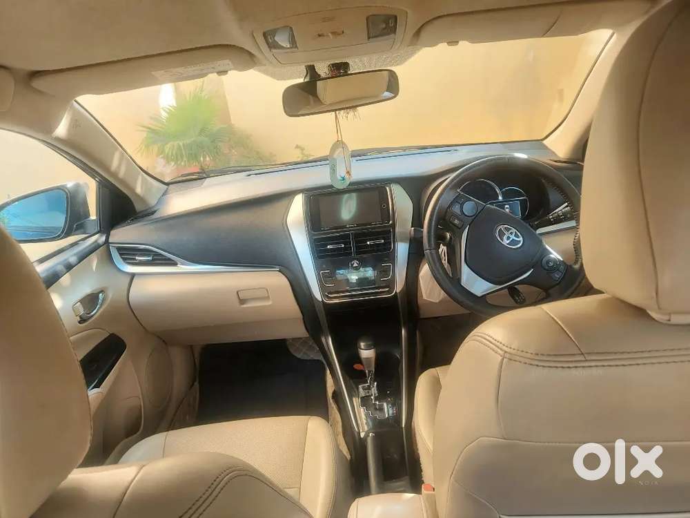 Toyota Yaris 1.5 Petrol 2018 Full Top 16.5 Lakh On Road
