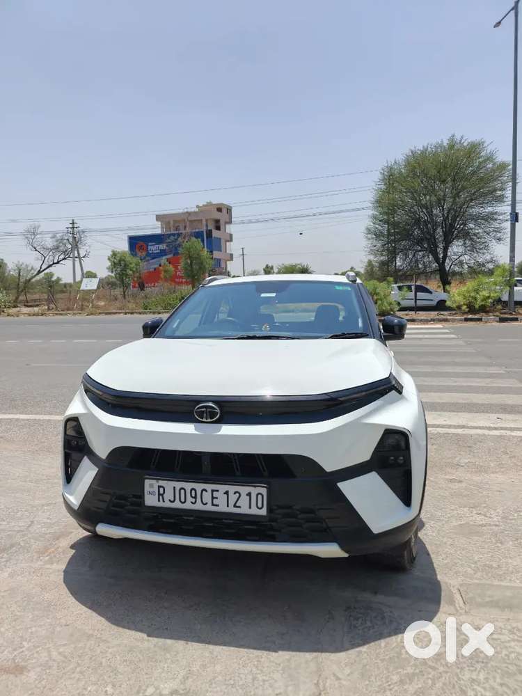 Tata Nexon 2024 Petrol 16200 Km Driven