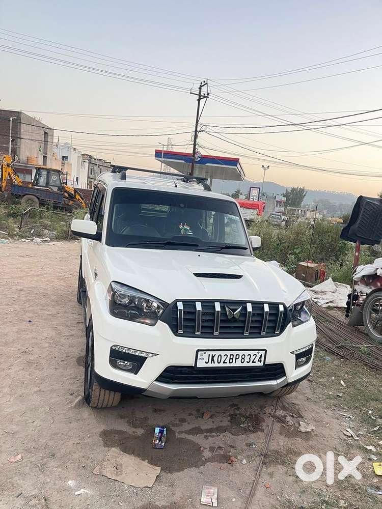 Mahindra Scorpio 2016 Diesel Well Maintained