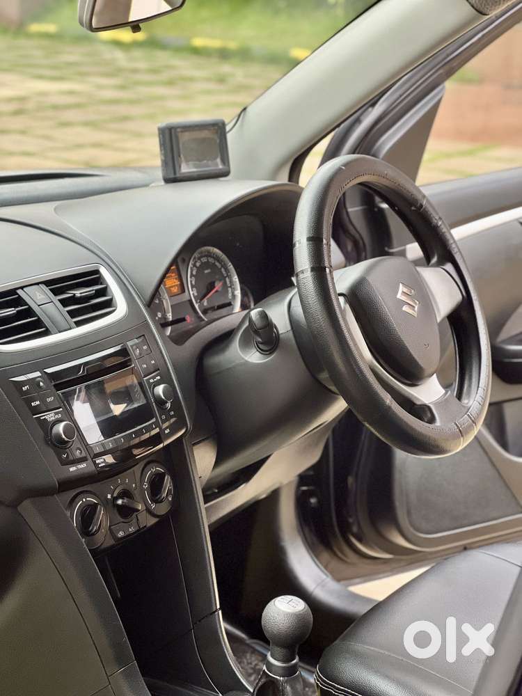 Maruti Suzuki Swift Vxi, 2016, Petrol