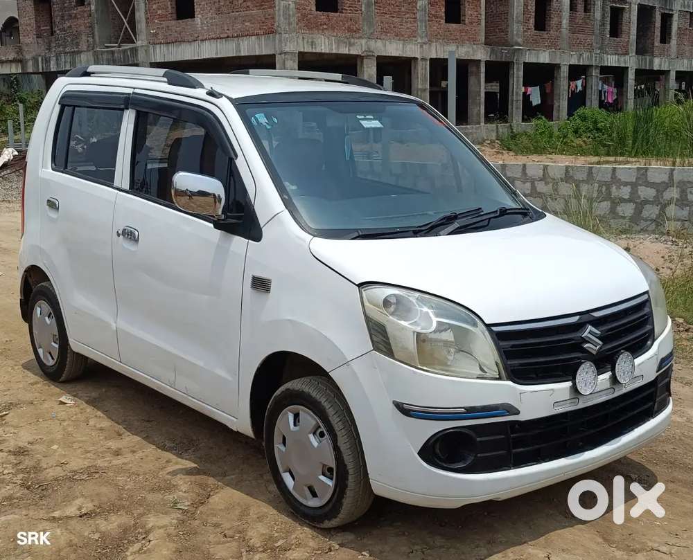 Maruti Suzuki Wagonr Lxi  Cng
2011model
New Tyres
Insurance Ok