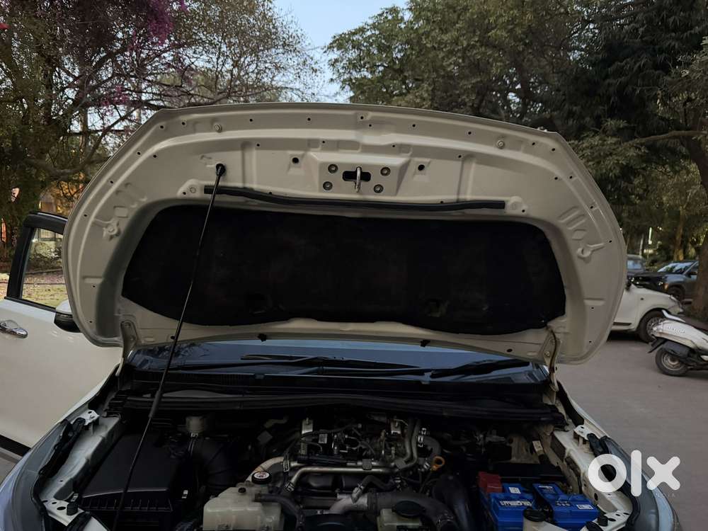 Toyota Innova Crysta 2.4 V 7 Str, 2019, Diesel