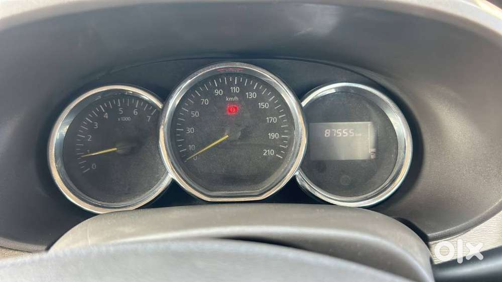 Renault Lodgy 2015 Diesel Well Maintained